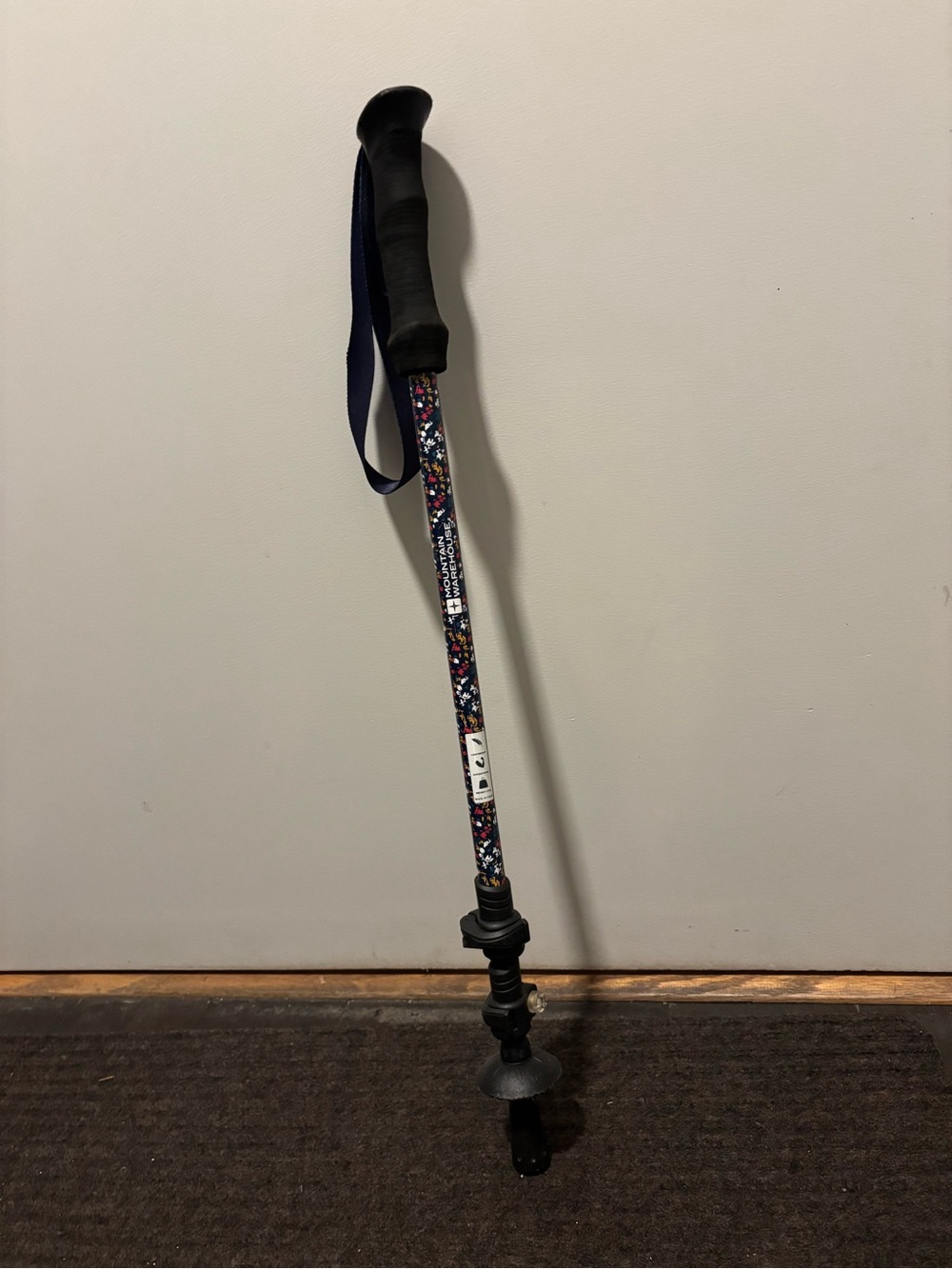 Mountain Warehouse Adjustable Floral Trekking Pole - Black Handle Multicolor